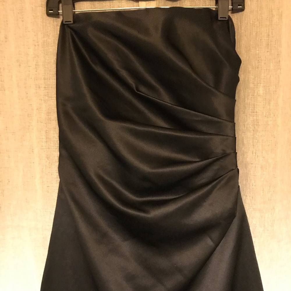 Black Strapless Gown - Picture 4 of 6